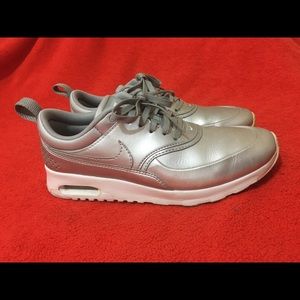 Nike Air Max Thea Metallic Women’s Running-Shoes